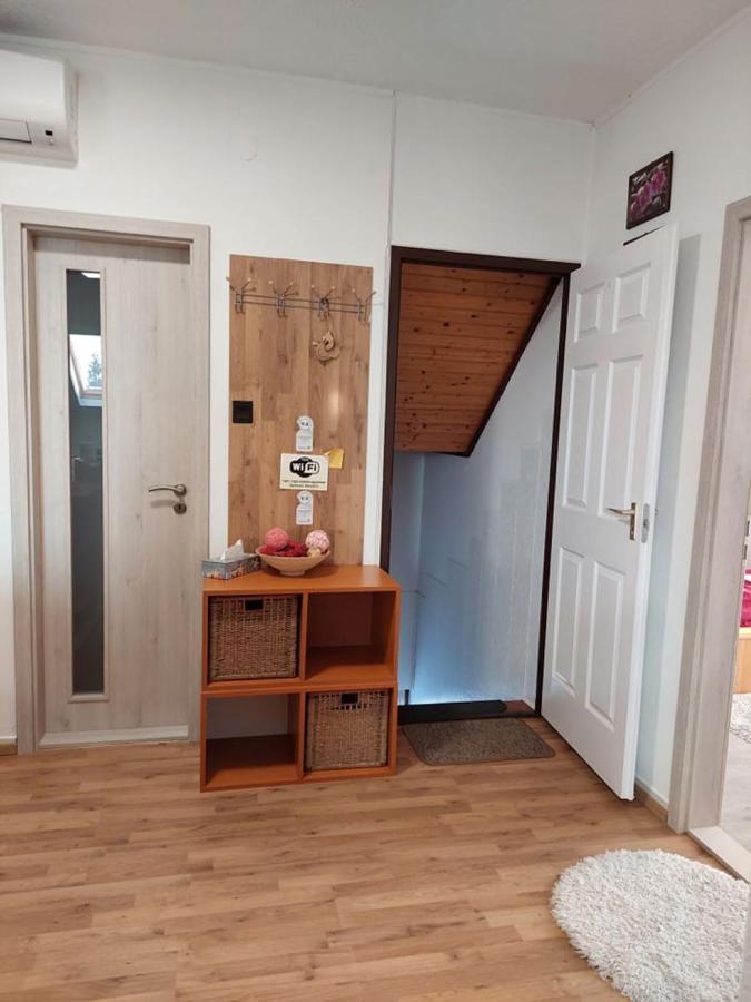 Nagcsalados Rozsa Apartman บาลาตอนแลลเล ภายนอก รูปภาพ