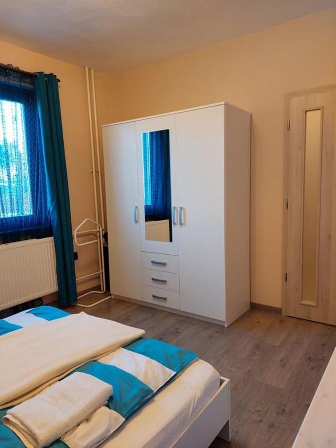 Nagcsalados Rozsa Apartman บาลาตอนแลลเล ภายนอก รูปภาพ